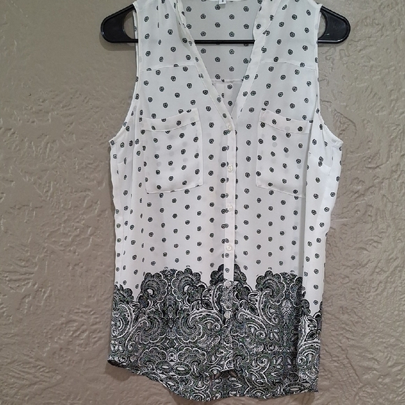 Express Black and White Paisley Polka Dot Blouse Size M - Picture 4 of 7